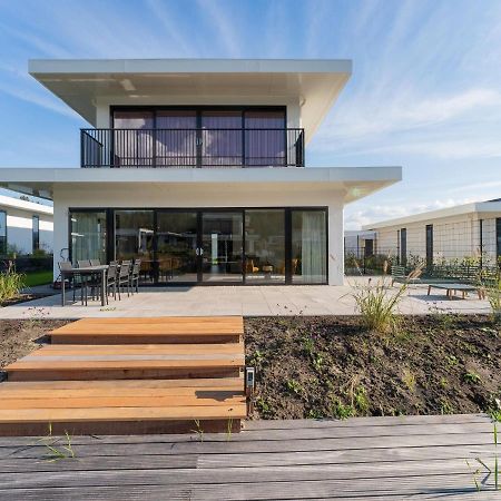 Beautiful Water Villa In Harderhaven With A Jetty Зеволде Экстерьер фото